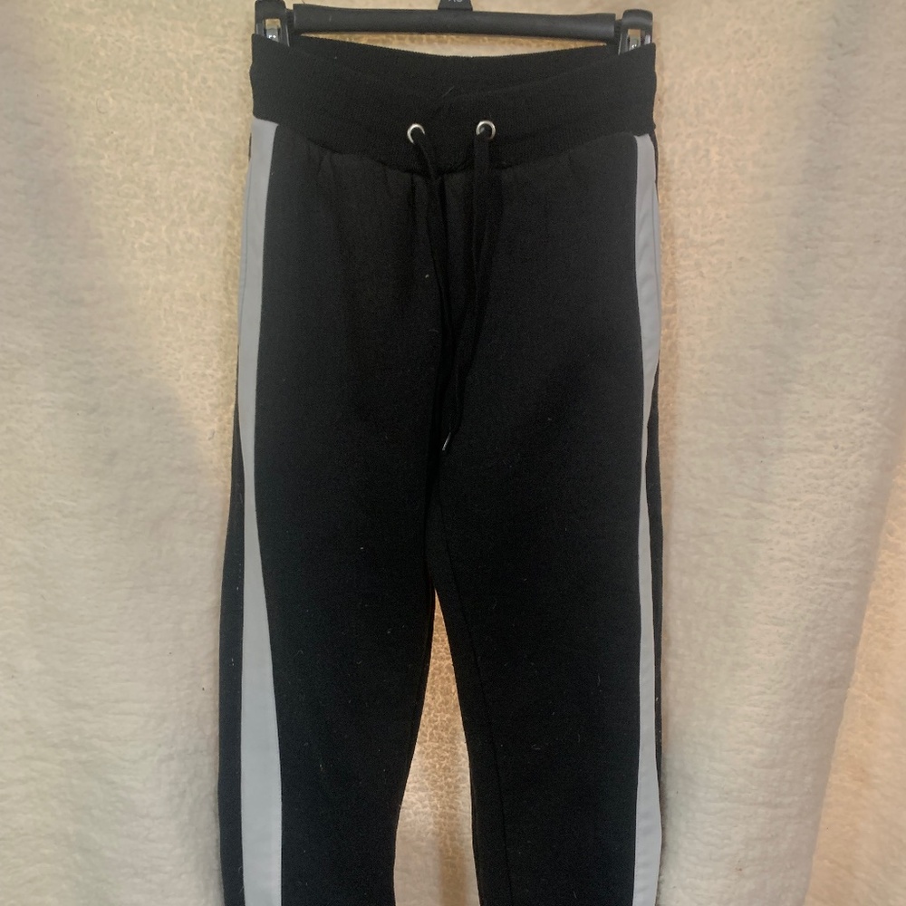 Fleece lined sweats